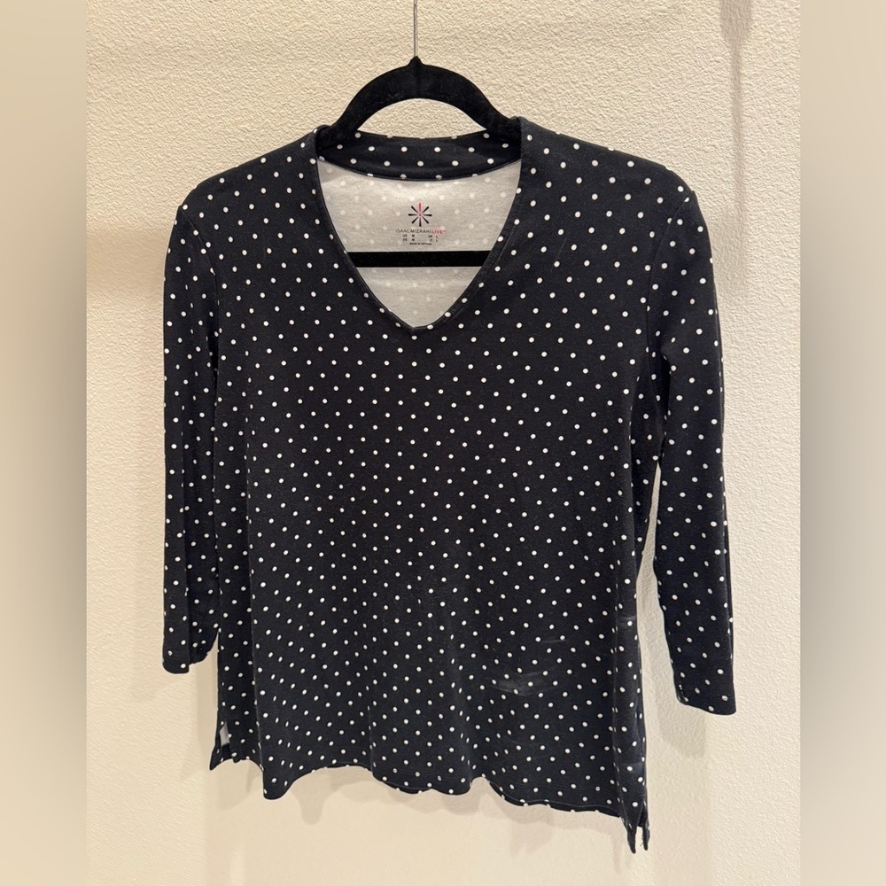 Isaac Mizrahi Live Black and white Polka Dot V-Neck Top size medium 3/4 sleeve